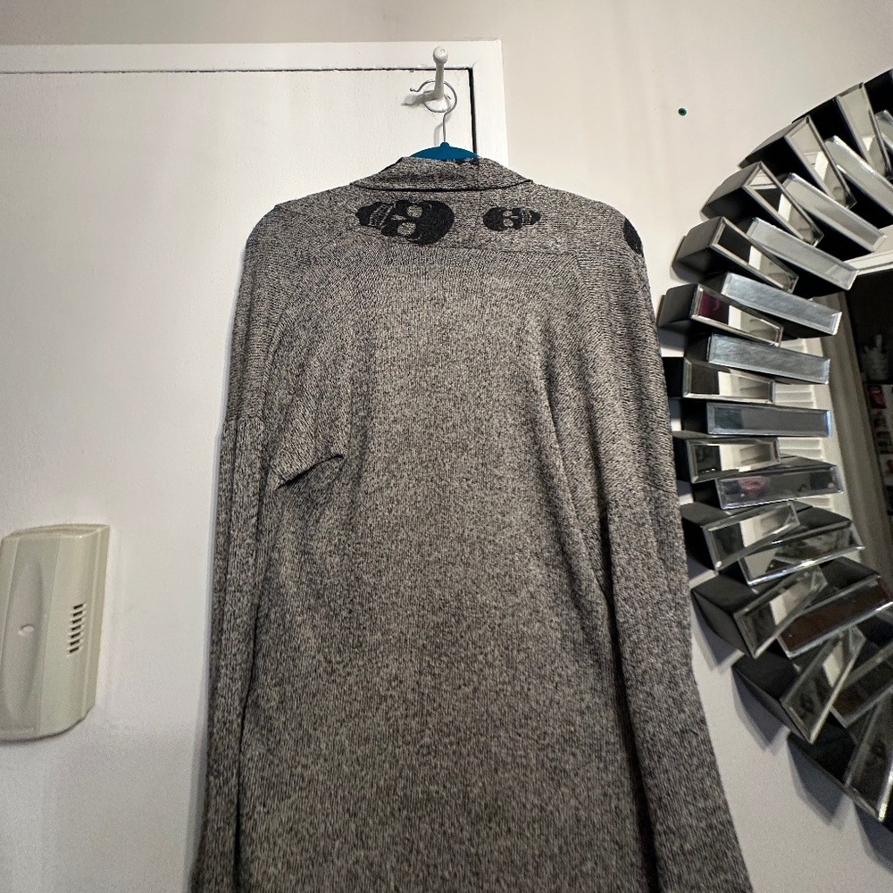 NWOT Lightweight Grey Open Skull Cardigan- Medium - Picture 6 of 7
